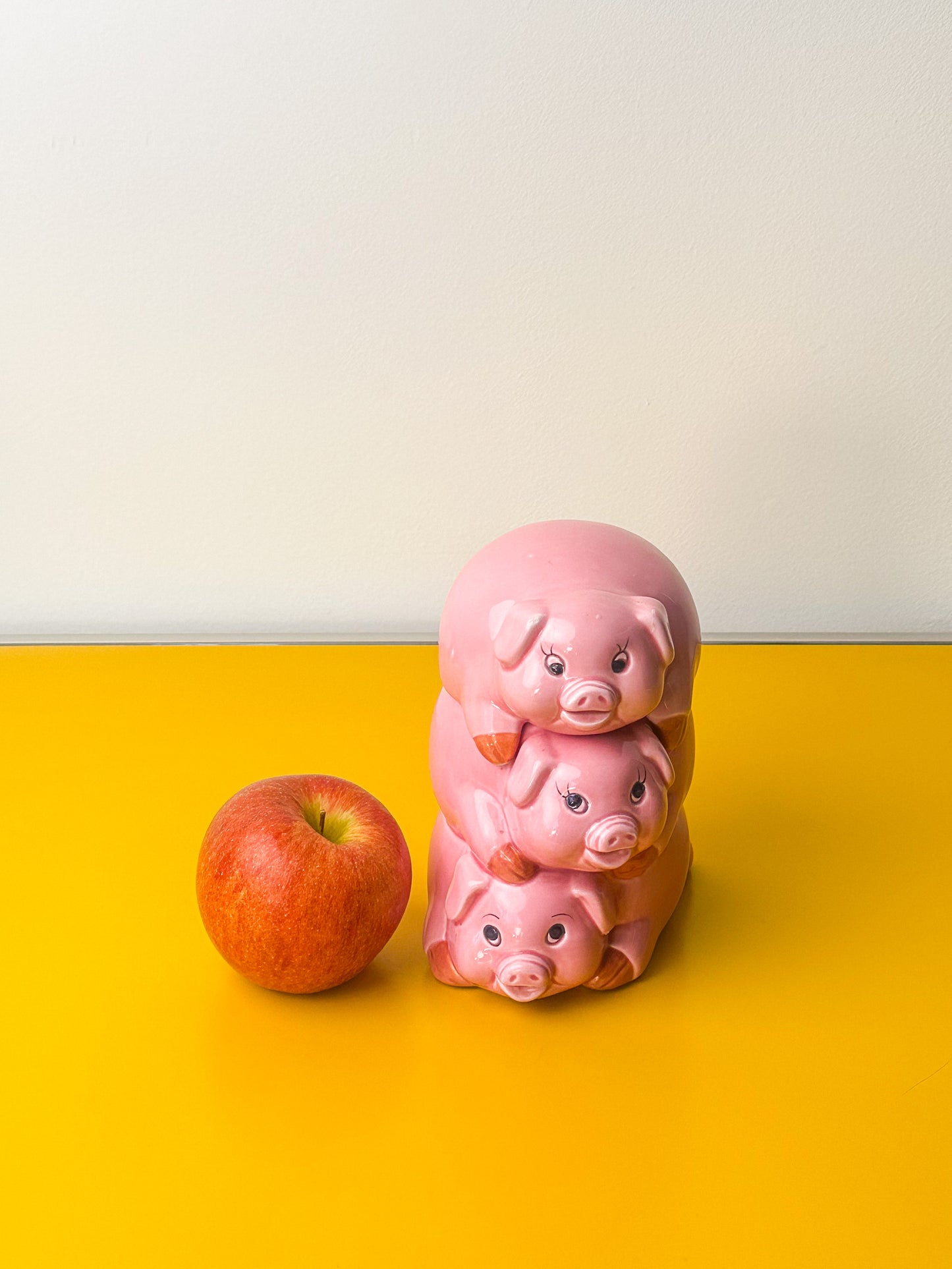 Stacked Pigs